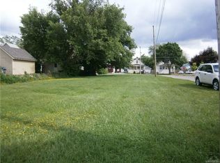 38 17th Ave, North Tonawanda, NY 14120
