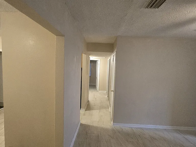 1739 Melson Ave — Photo 37