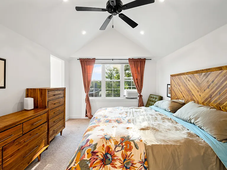 1312 S Grant St — Photo 12