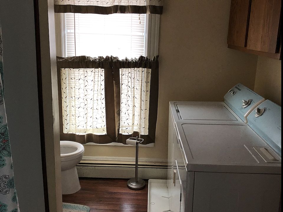 2nd image of 90 Washington St #201