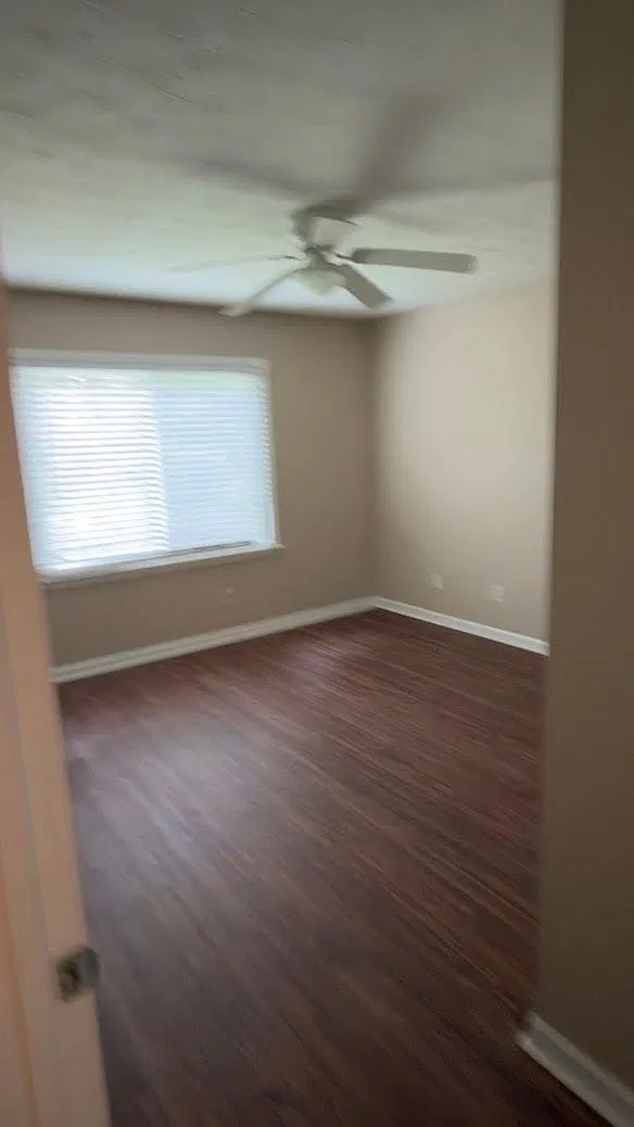 4 bed, 2.5 bath, 2050 sqft, $2,350 — Photo 3