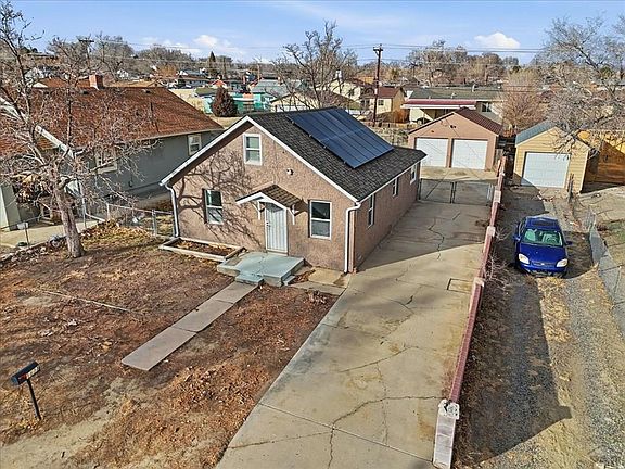 3rd image of 1833 E 13th St