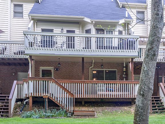 Loads of Entertaining Space