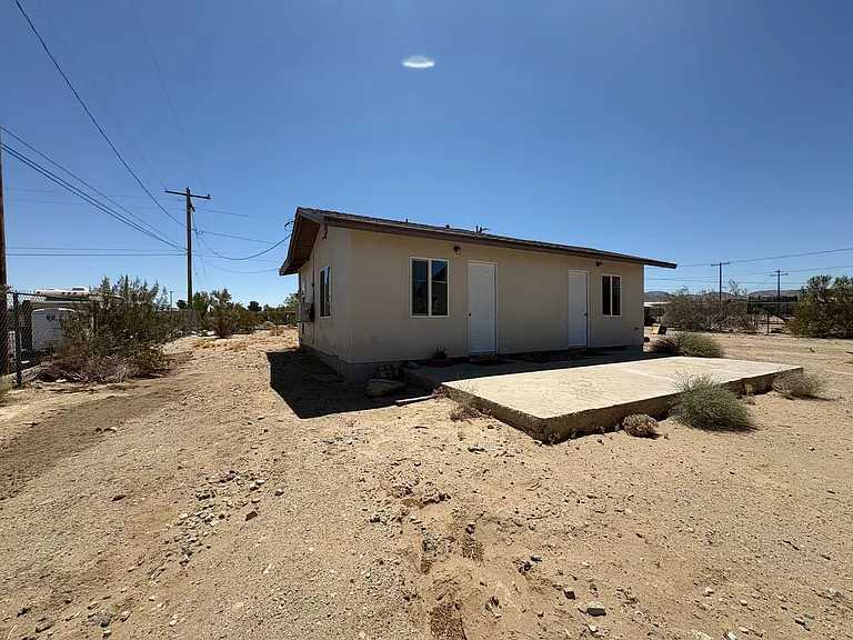 6663 Sage Ave — Photo 1