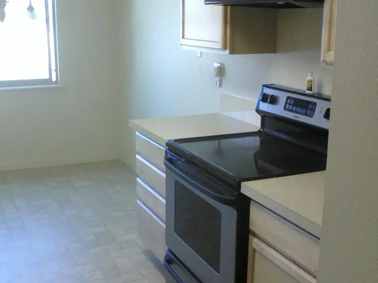 1928 J St #202 — Photo 7