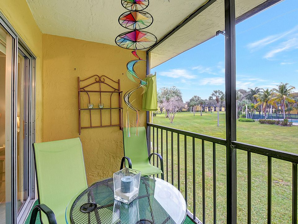 1st image of 512 Meadows Circle #512