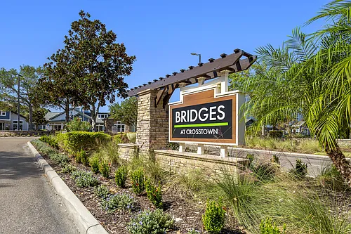Bridges at Crosstown Photo 1 Bridges at Crosstown Photo 1