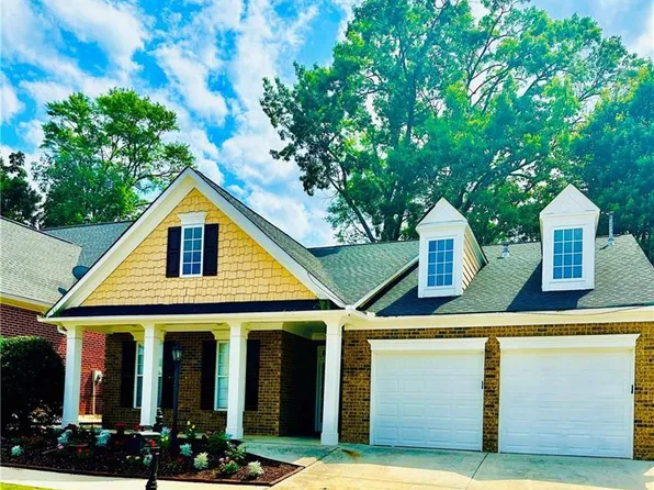 2200 Hickory Station Cir, Snellville, GA 30078