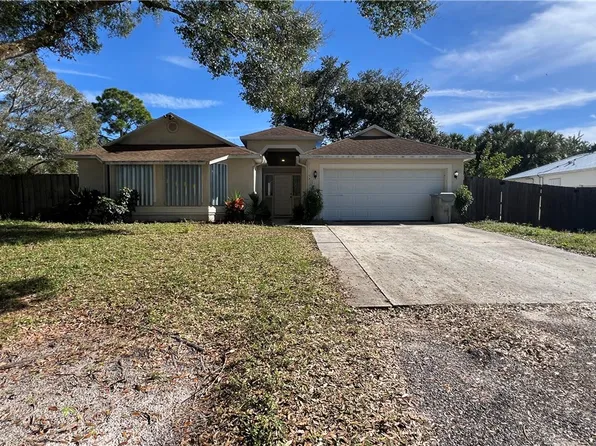 8686 105th Ave, Vero Beach, FL 32967