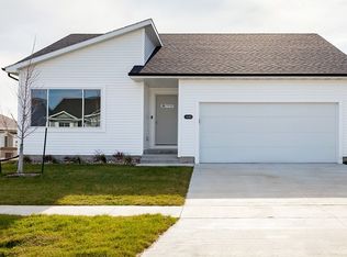 1640 11th St SE, Altoona, IA 50009
