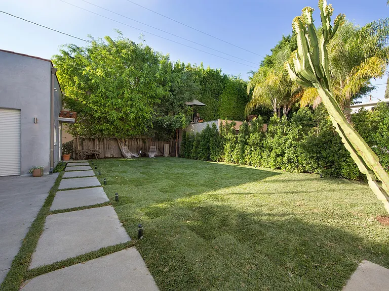 1023 N La Jolla Ave — Photo 19