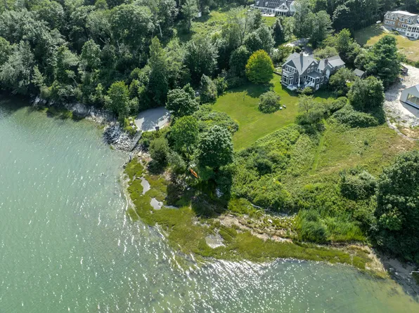 16 Town Landing Road, Cumberland, ME 04110