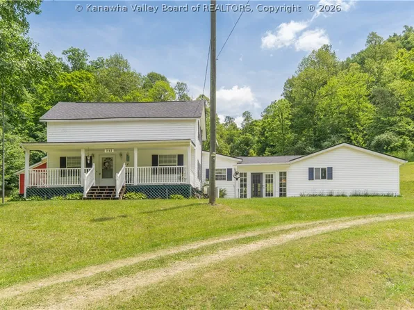 712 Left Fork 9 Mile Rd, Lesage, WV 25537