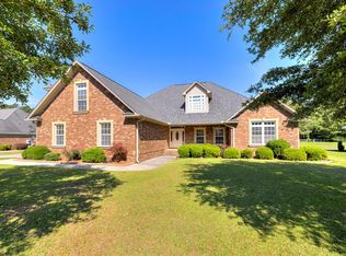 660 Adger Ln, Sumter, SC 29154