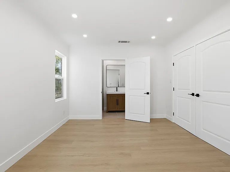 1722 Bel Aire Dr — Photo 12