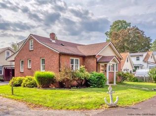 25 Boulder Ave, Kingston, NY 12401