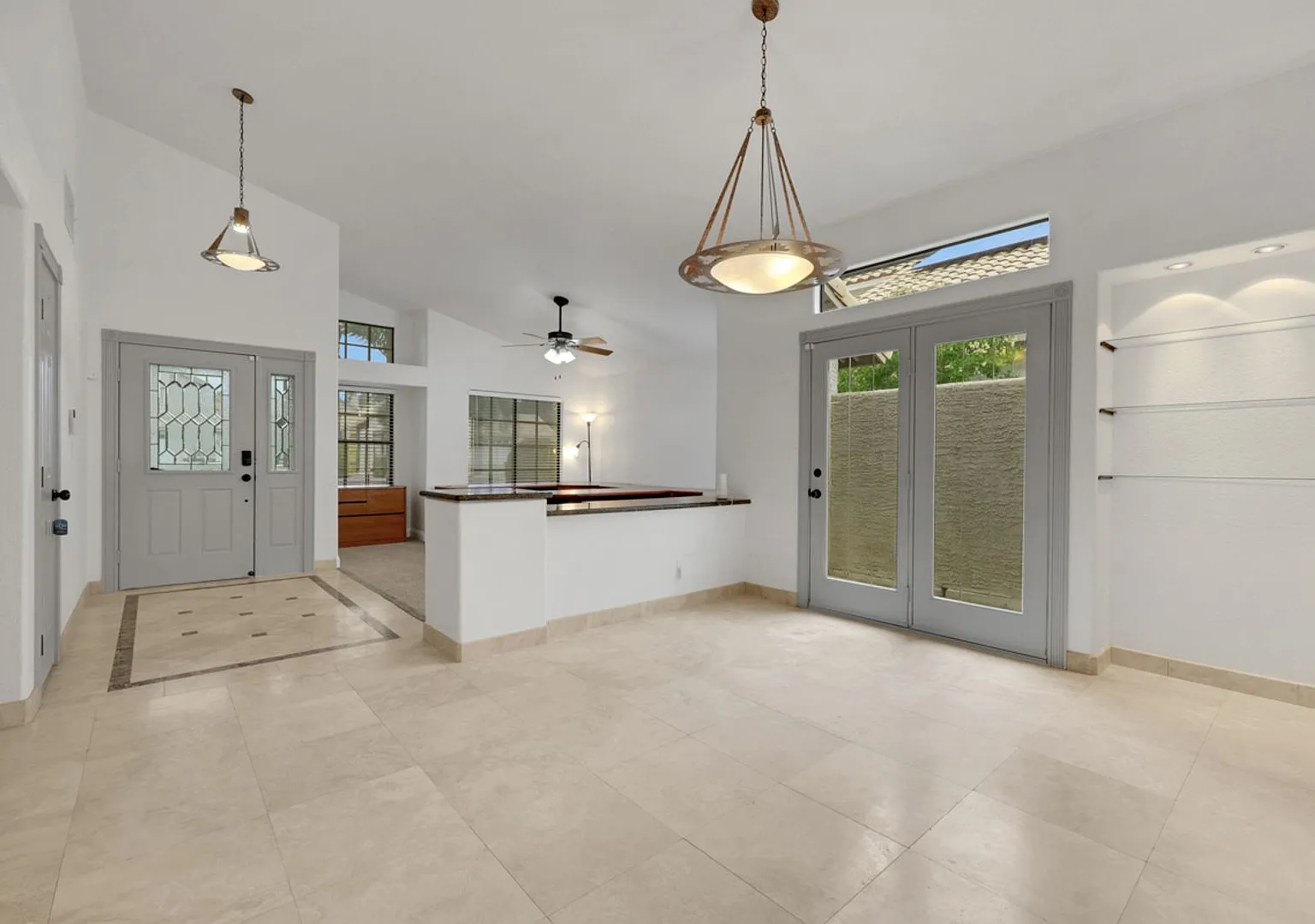 Summerlin: 3/2 House With Multiple Living Areas, Home Office, Large Private Covered Patio — Photo 3