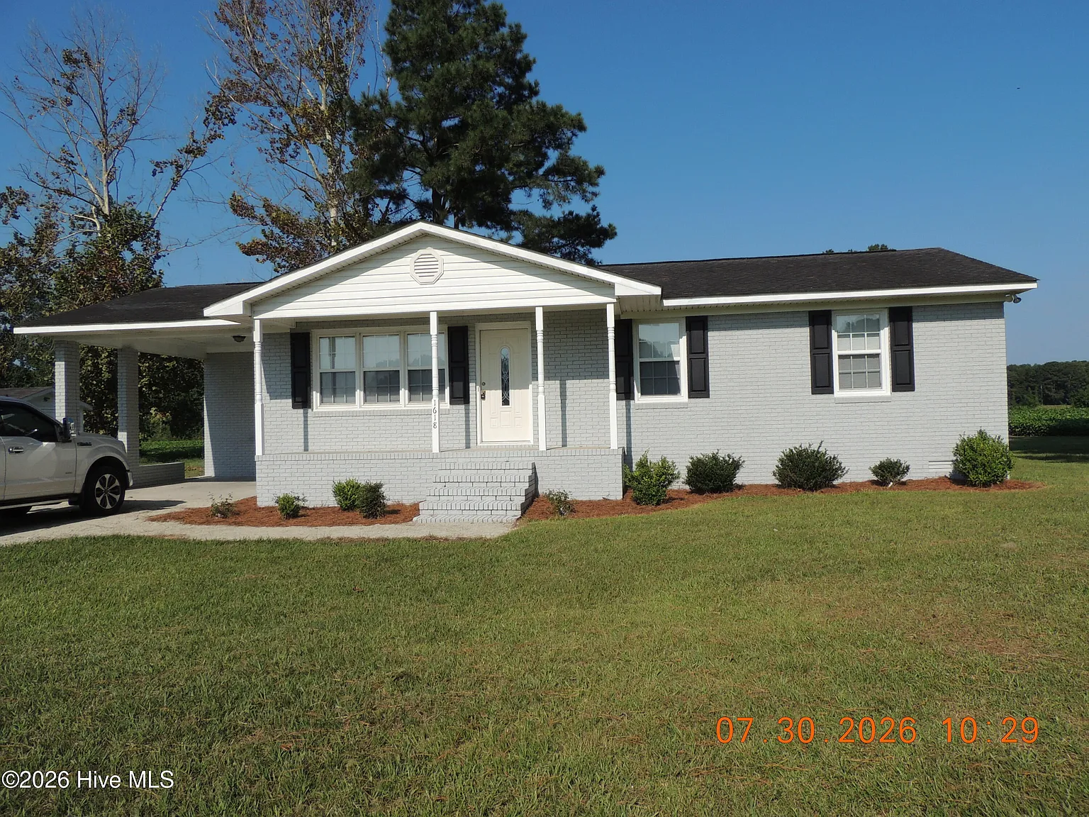 3 bed, 2.0 bath, $1,450 — Photo 1