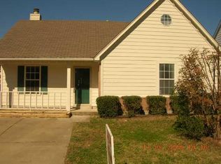 5842 Hickory Cmns, Memphis, TN 38141