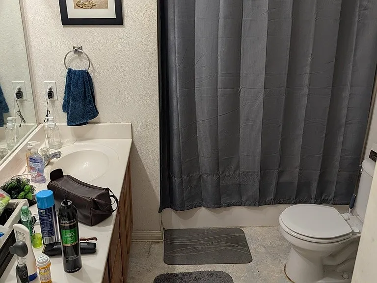 1504 Rock Hollow Loop — Photo 2