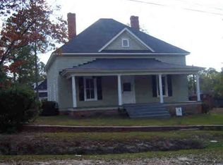 318 Franklin St E, Douglas, GA 31533