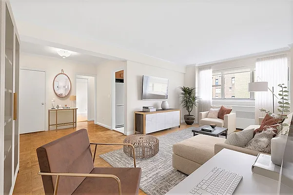 Rented by Pinnacle City Living | media 10