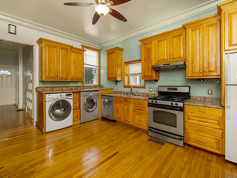 52 Barrett St #1 — Photo 5