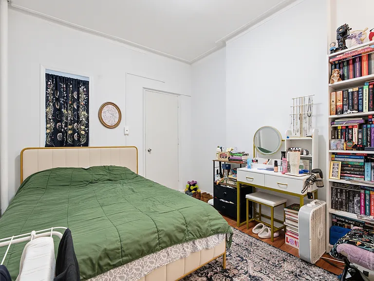 426 E 73rd St #1RW — Photo 6