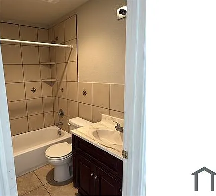 3 bed, 975 sqft, $1,150 — Photo 3