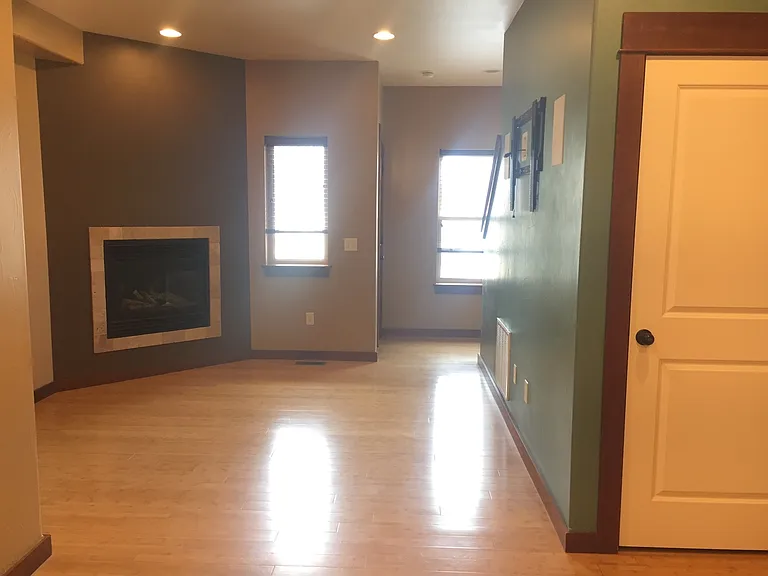 3337 N 27th Ave #30 — Photo 6