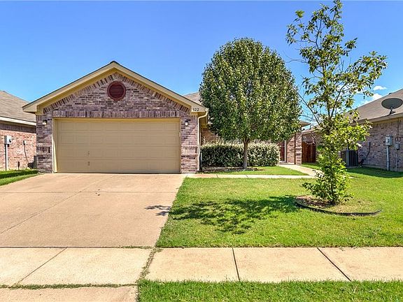 3rd image of 322 Sardius Blvd