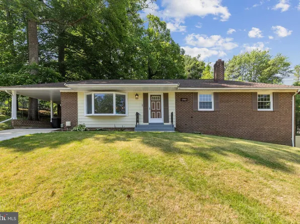 12005 Chesterton Dr, Upper Marlboro, MD 20774