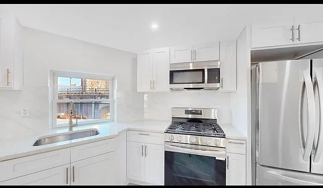 306 Beach 86 St — Photo 1