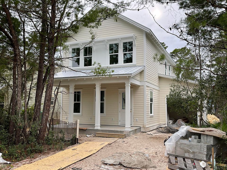 1st image of 439 Clareon Dr