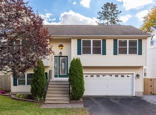 127 Curtiss St, Bristol, CT 06010