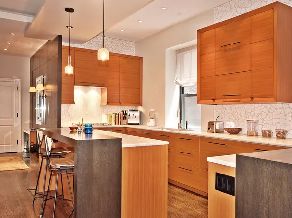 120 West 18th Street image 3 of 9