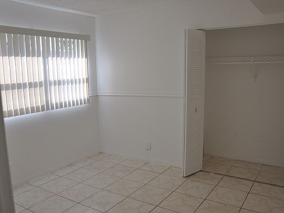 3rd image of 4535 Treehouse Ln APT 7A
