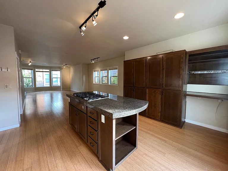 4140 SW Corbett Ave — Photo 6