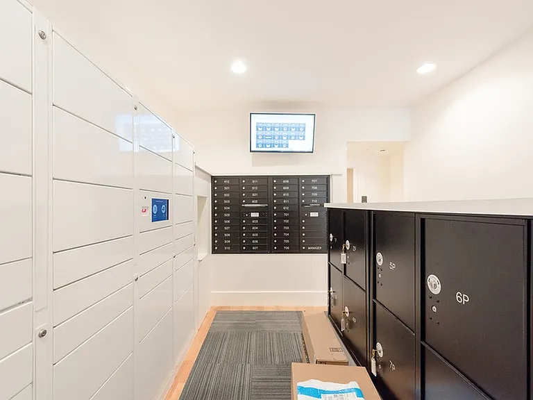 Parsonage — Photo 18