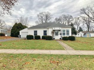 1439 Croydon Rd, Troy, OH 45373