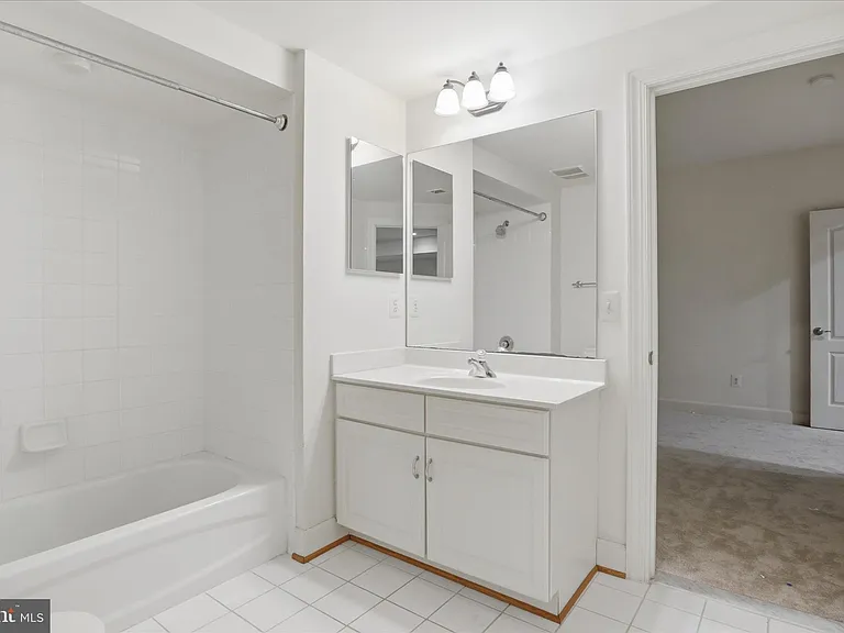 23059 Bronstein Ln — Photo 64