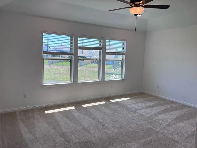 209 Sand Lily Ln — Photo 10