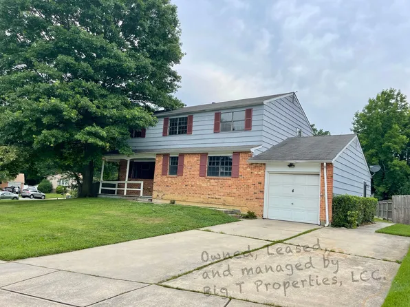 4 Regal Ct, Newark, DE 19713