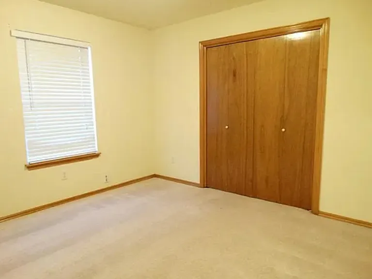 8812 NW 85th Pl — Photo 15