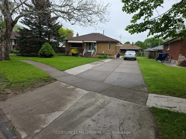 32 Stewart Ave #Basement, Thorold, ON L2V 2W7