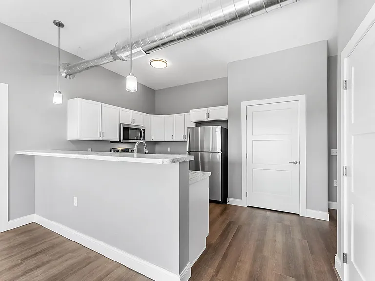 417 S 2nd Ave — Photo 25
