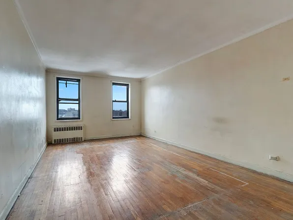 97-25 64th Ave #F4, Rego Park, NY 11374