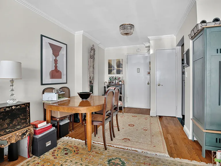 520 E 81st St #2F — Photo 8