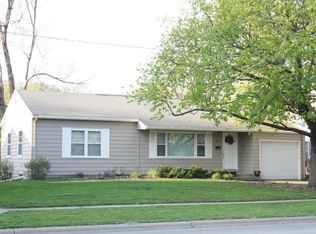 803 16th St, Ames, IA 50010