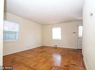3202 9th St S, Arlington, VA 22204